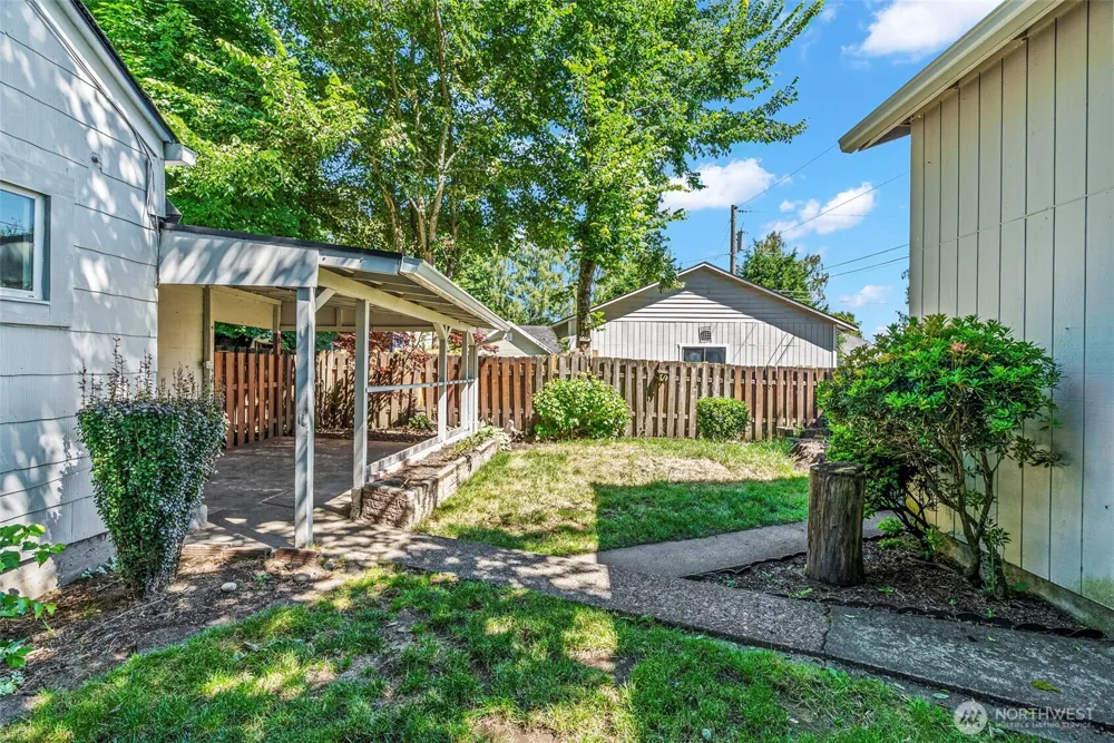 1821 Nichols Boulevard Longview, WA 98632