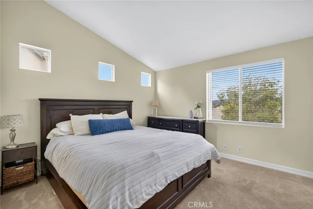 1366 S Country Glen Way Anaheim, CA 92808