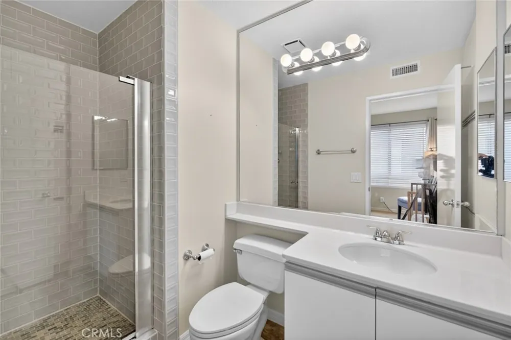 1366 S Country Glen Way Anaheim, CA 92808