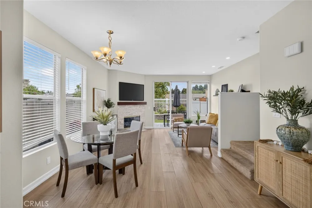 1366 S Country Glen Way Anaheim, CA 92808