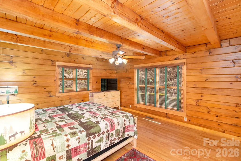 3548 Dicks Creek Road Whittier, NC 28789