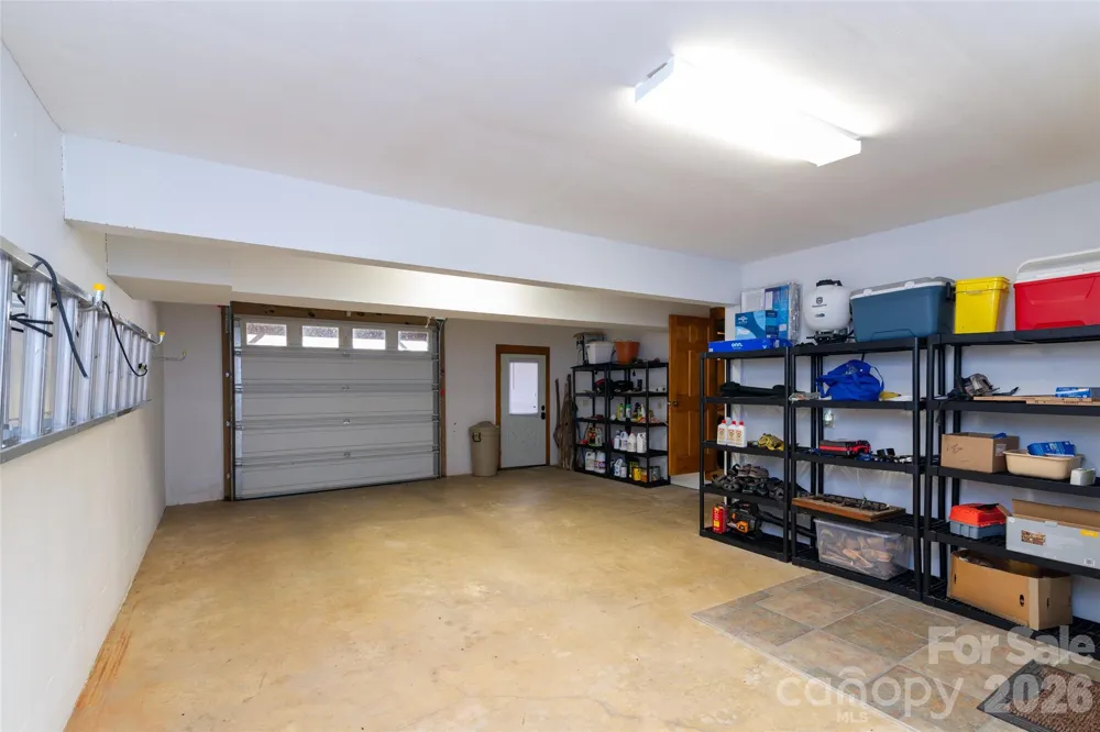 3548 Dicks Creek Road Whittier, NC 28789