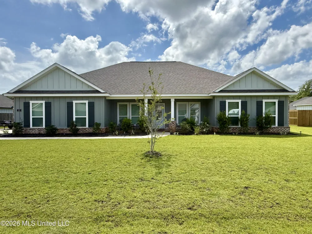 153 Firefly Drive Lucedale, MS 39452
