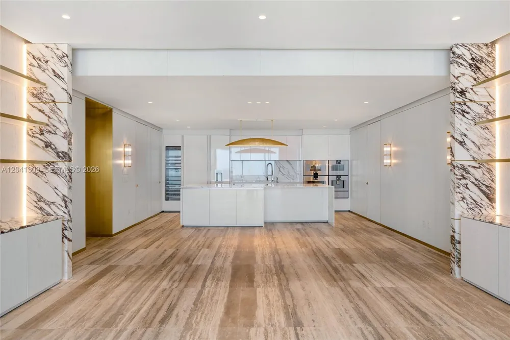 10201 Collins Ave #906 Bal Harbour, FL 33154