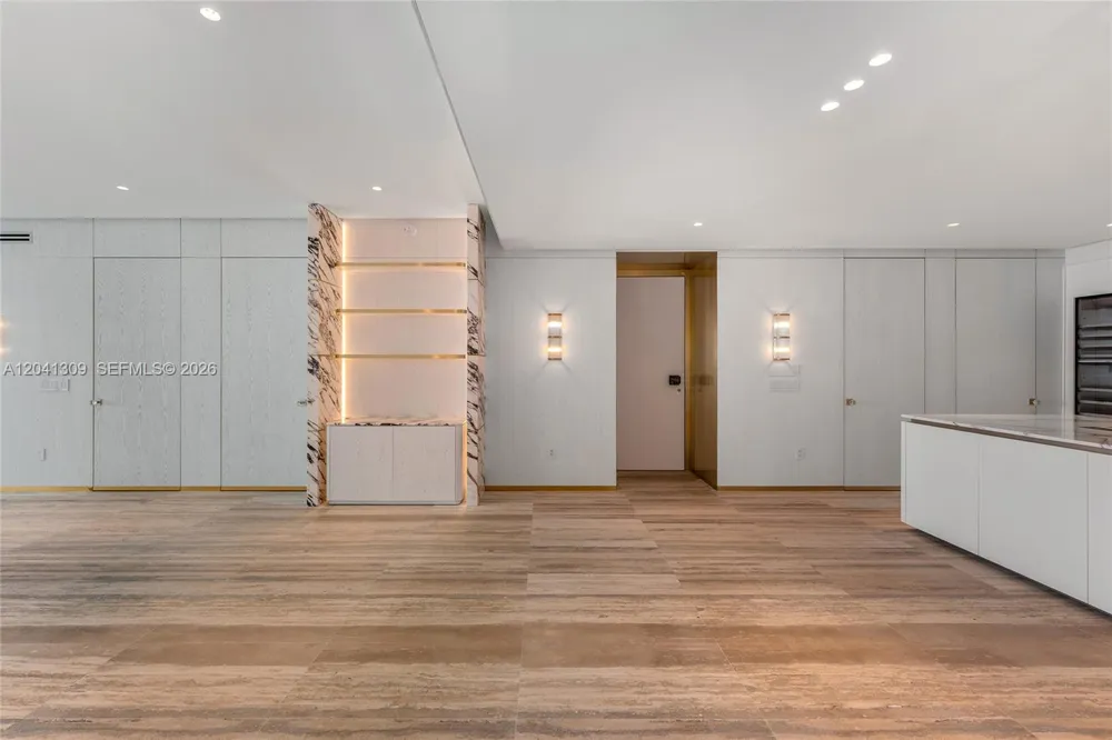 10201 Collins Ave #906 Bal Harbour, FL 33154