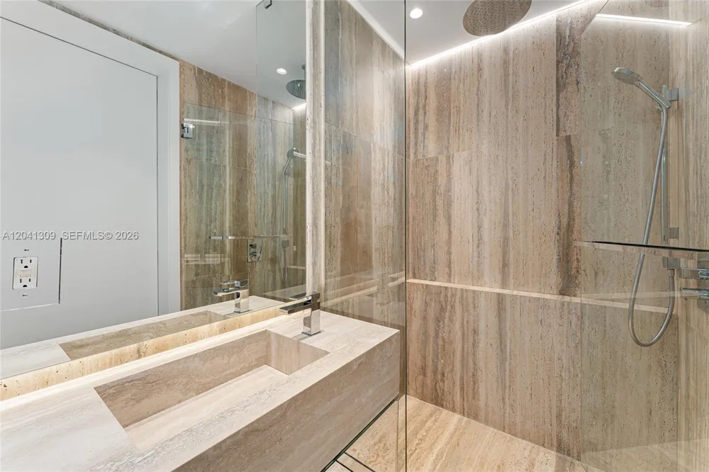10201 Collins Ave #906 Bal Harbour, FL 33154