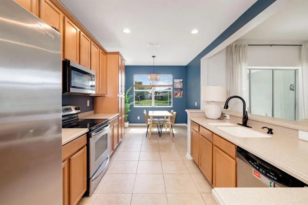 7005 56th Terrace E 