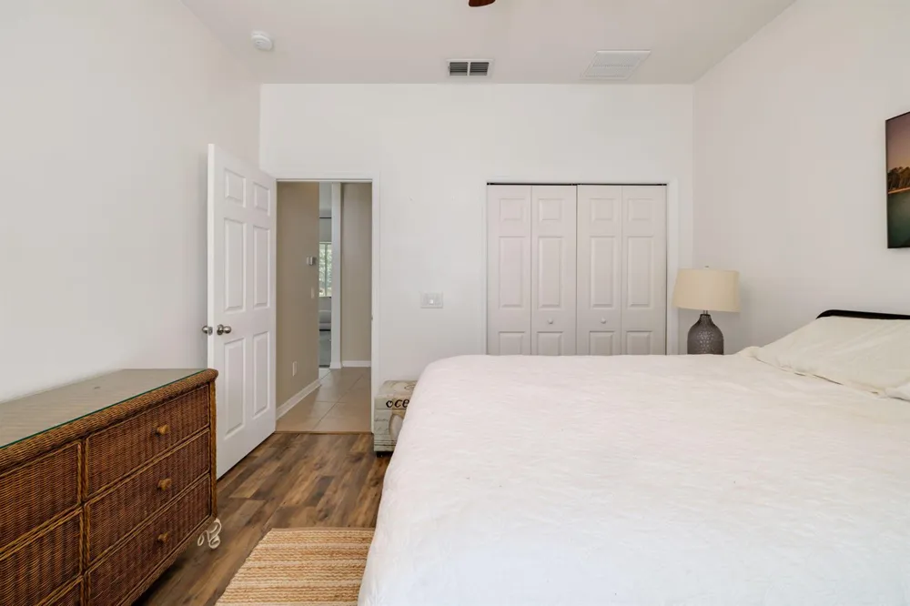 7005 56th Terrace E 
