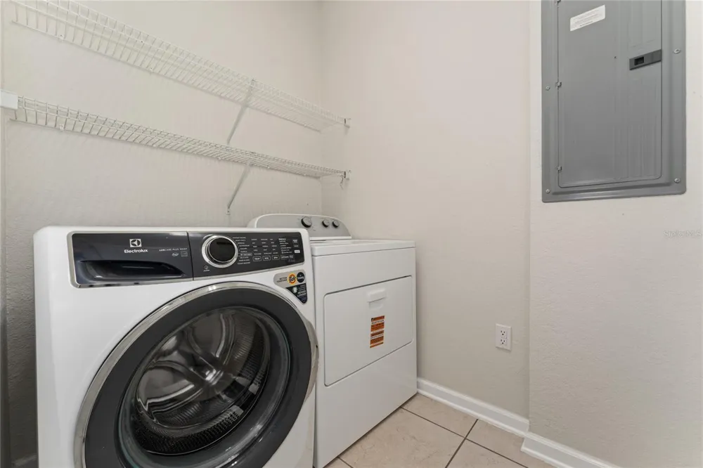 7723 FAIRGROVE AVENUE Windermere, FL 34786