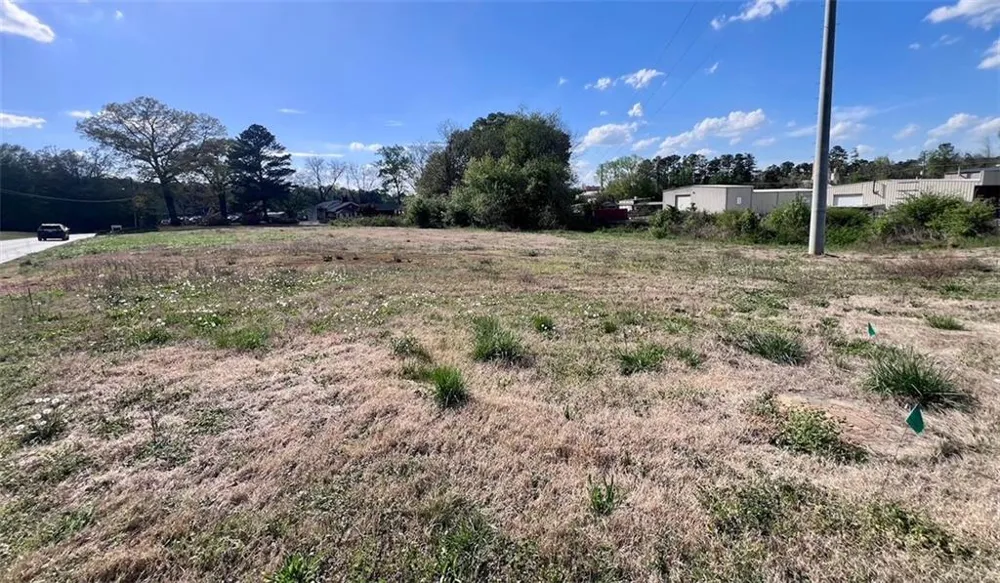 31 Center Road Cartersville, GA 30121