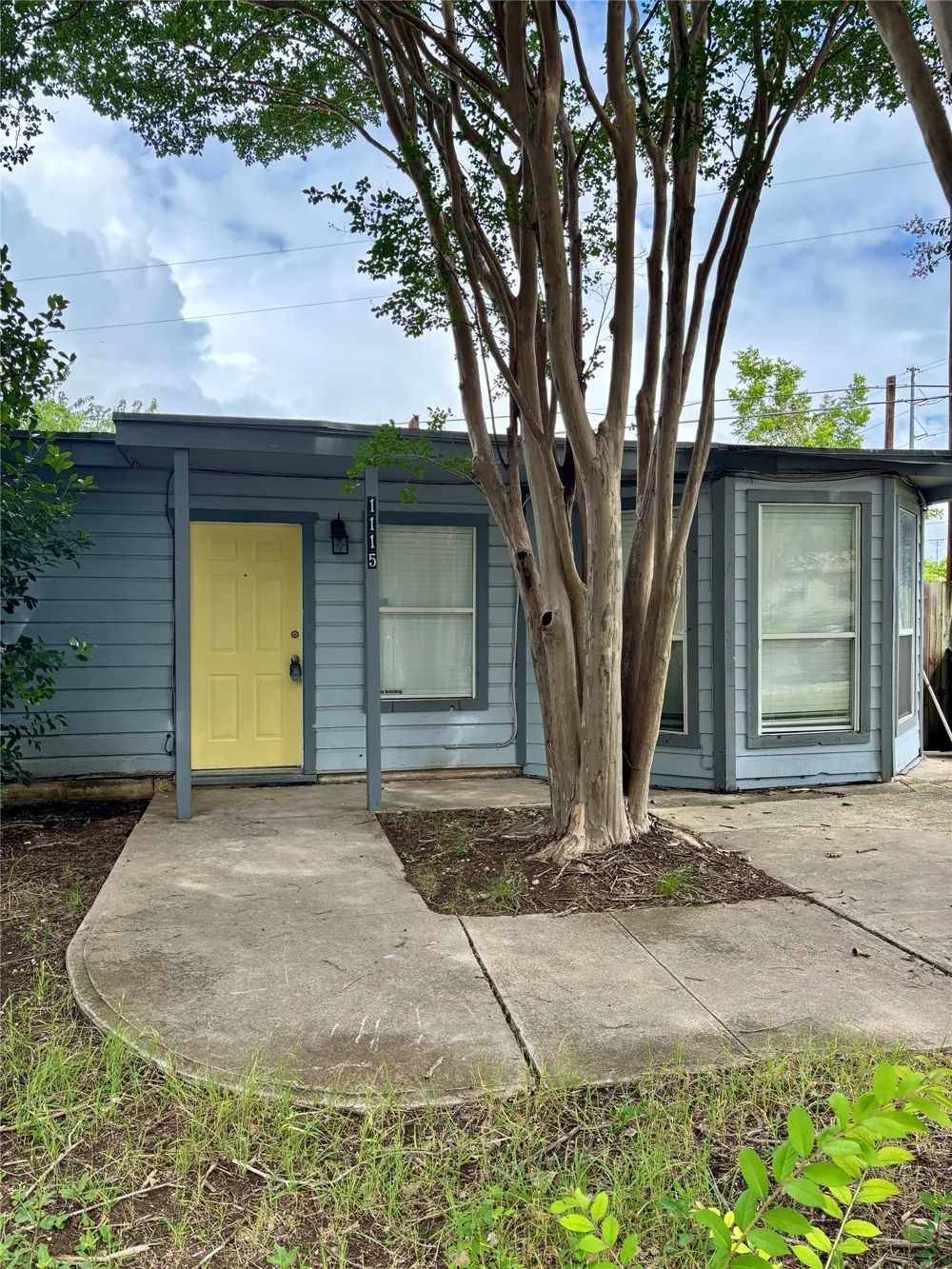1115 Haynes Street San Marcos, TX 78666