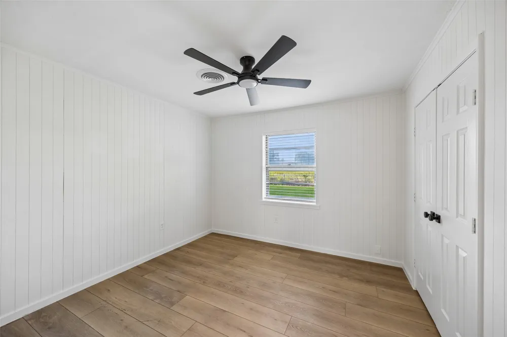 104 E Oak Street Gunter, TX 75058