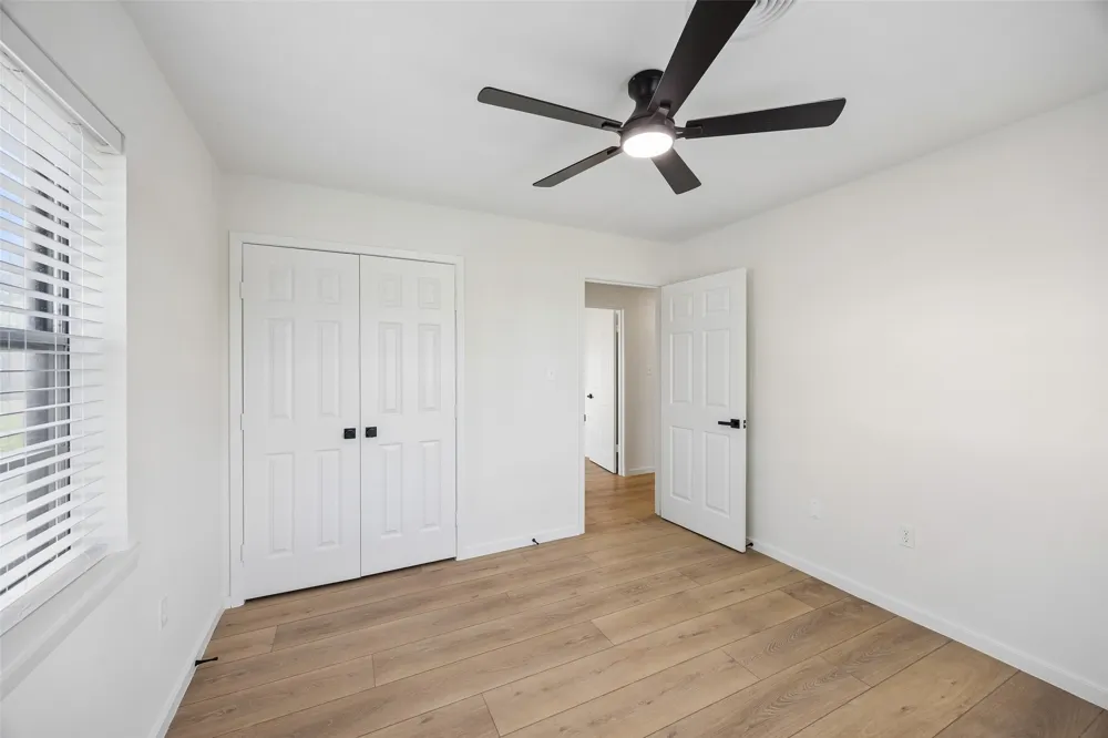104 E Oak Street Gunter, TX 75058