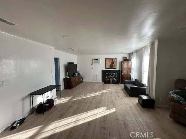 15804 Dalton Avenue Gardena, CA 90247
