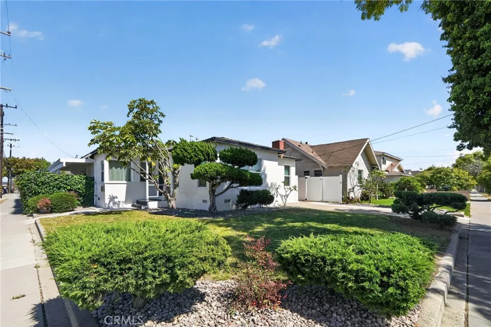 15804 Dalton Avenue Gardena, CA 90247