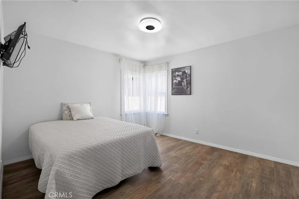 15804 Dalton Avenue Gardena, CA 90247