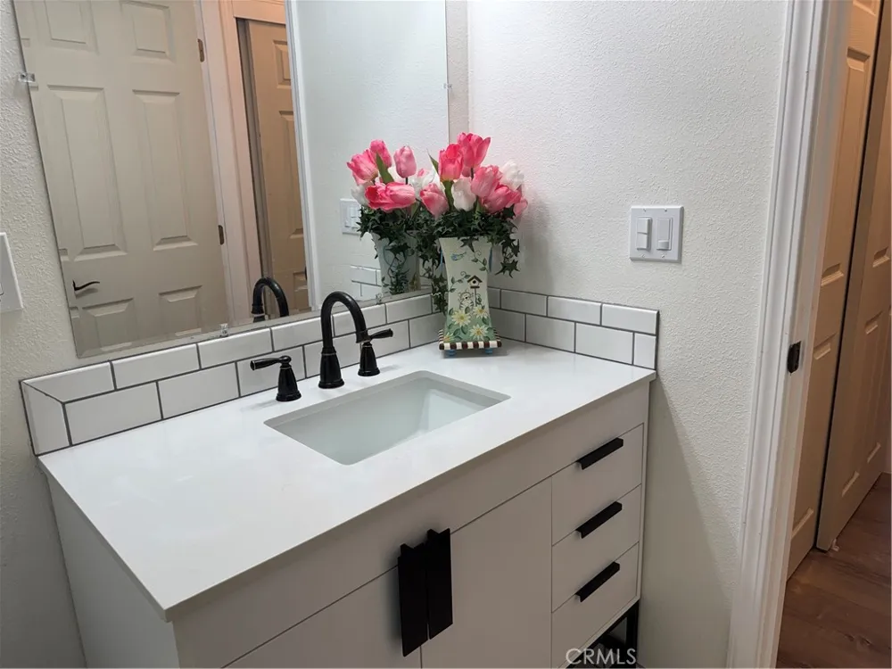 15255 Summit Boulevard Cobb, CA 95461