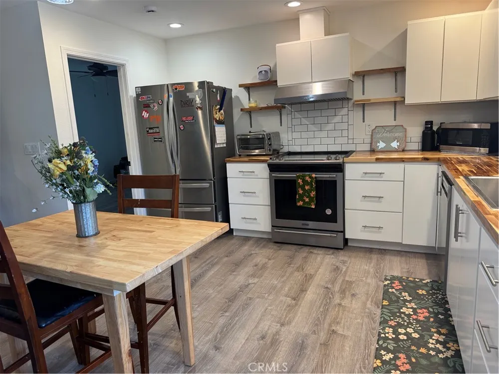 15255 Summit Boulevard Cobb, CA 95461