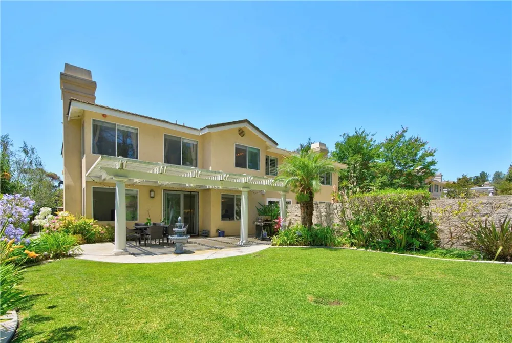 1355 Canterbury Fullerton, CA 92831