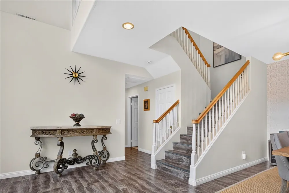 1355 Canterbury Fullerton, CA 92831