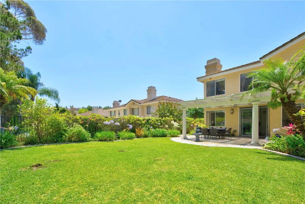 1355 Canterbury Fullerton, CA 92831