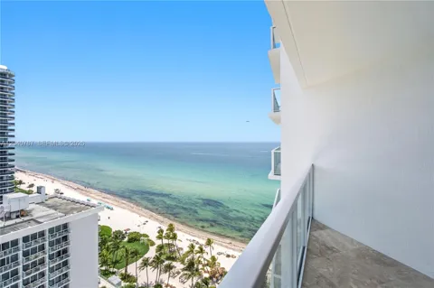 16699 Collins Ave #1804