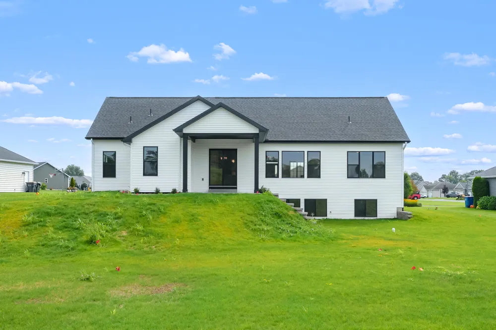 11674 Prairie Edge Street Schoolcraft, MI 49087