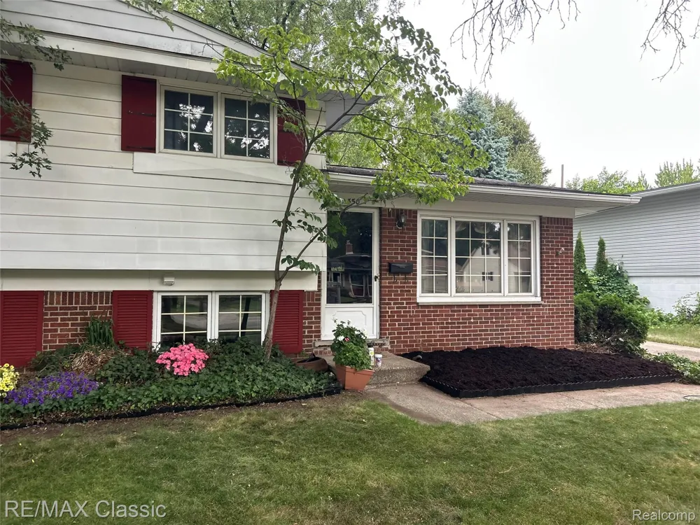 350 Burroughs Street Plymouth City, MI 48170