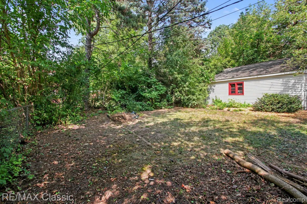 350 Burroughs Street Plymouth City, MI 48170