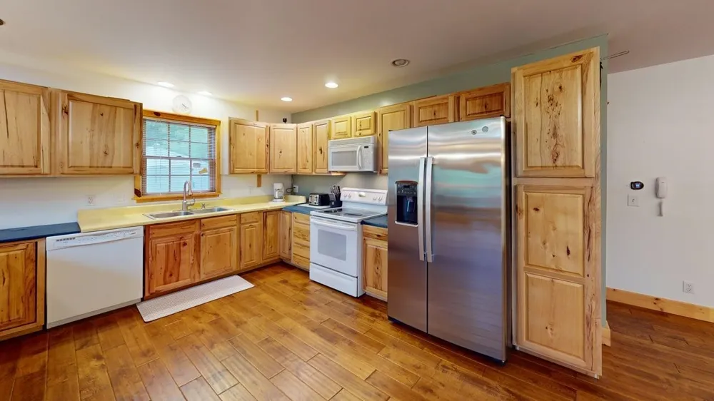 4867 E Shore Drive Clement Township, MI 48610
