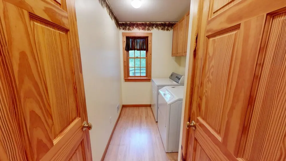 4867 E Shore Drive Clement Township, MI 48610
