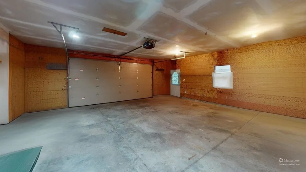 4867 E Shore Drive Clement Township, MI 48610