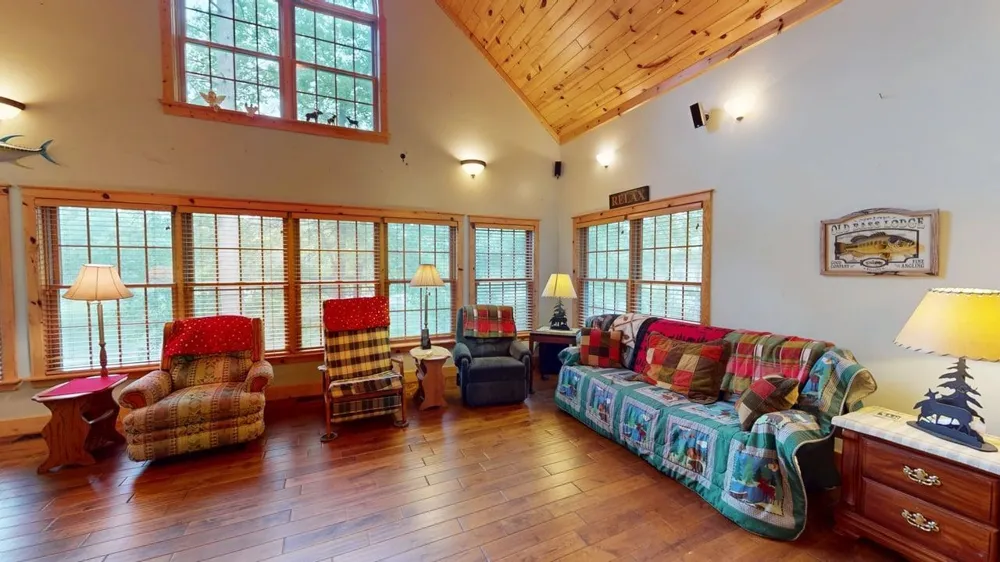 4867 E Shore Drive Clement Township, MI 48610