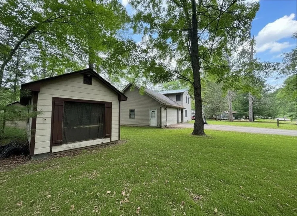 4867 E Shore Drive Clement Township, MI 48610