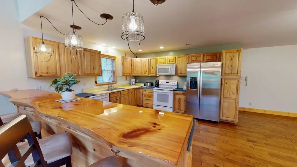 4867 E Shore Drive Clement Township, MI 48610