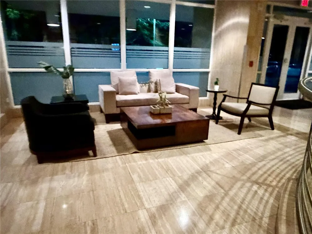 Carretera 833 PLAZA DEL PRADO #1304 Guaynabo, PR 00969