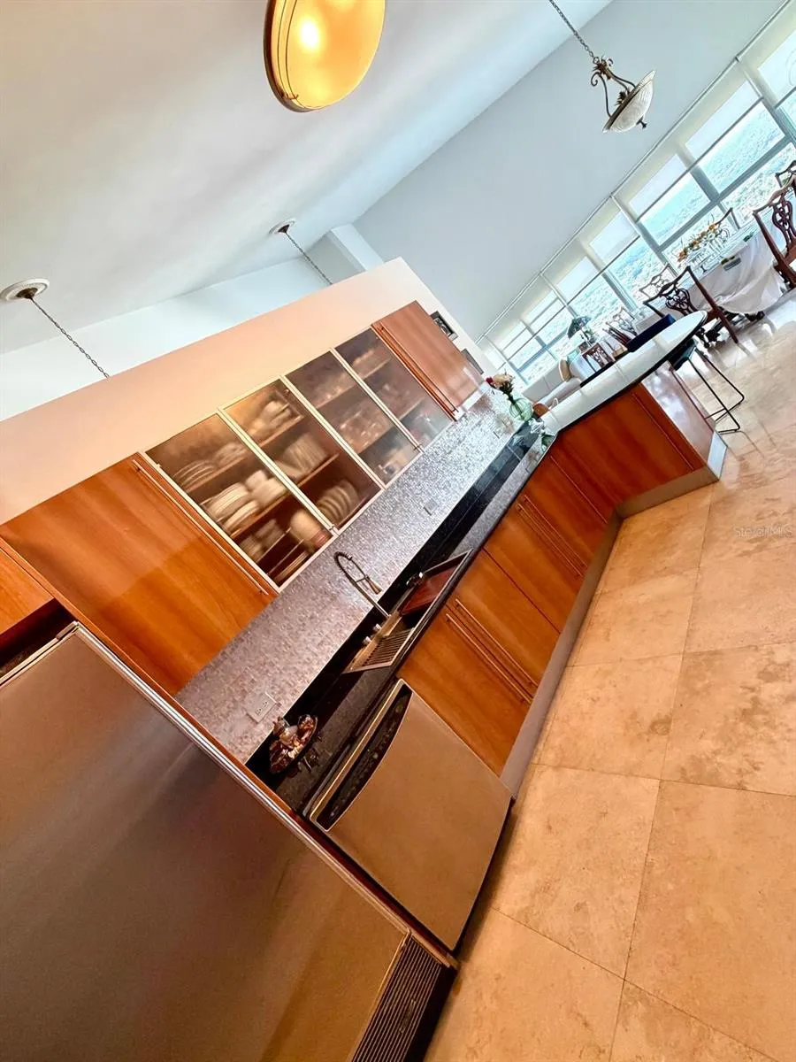 Carretera 833 PLAZA DEL PRADO #1304 Guaynabo, PR 00969