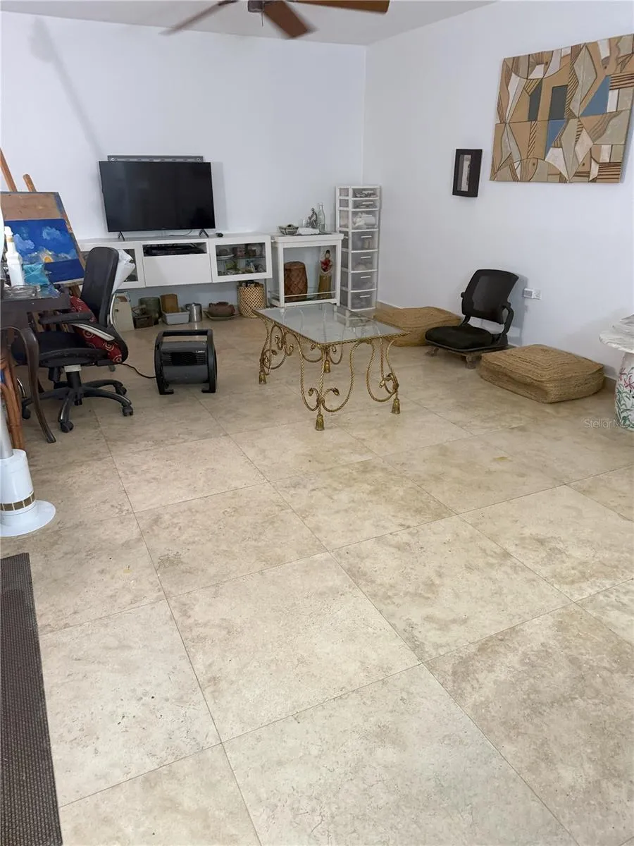 Carretera 833 PLAZA DEL PRADO #1304 Guaynabo, PR 00969