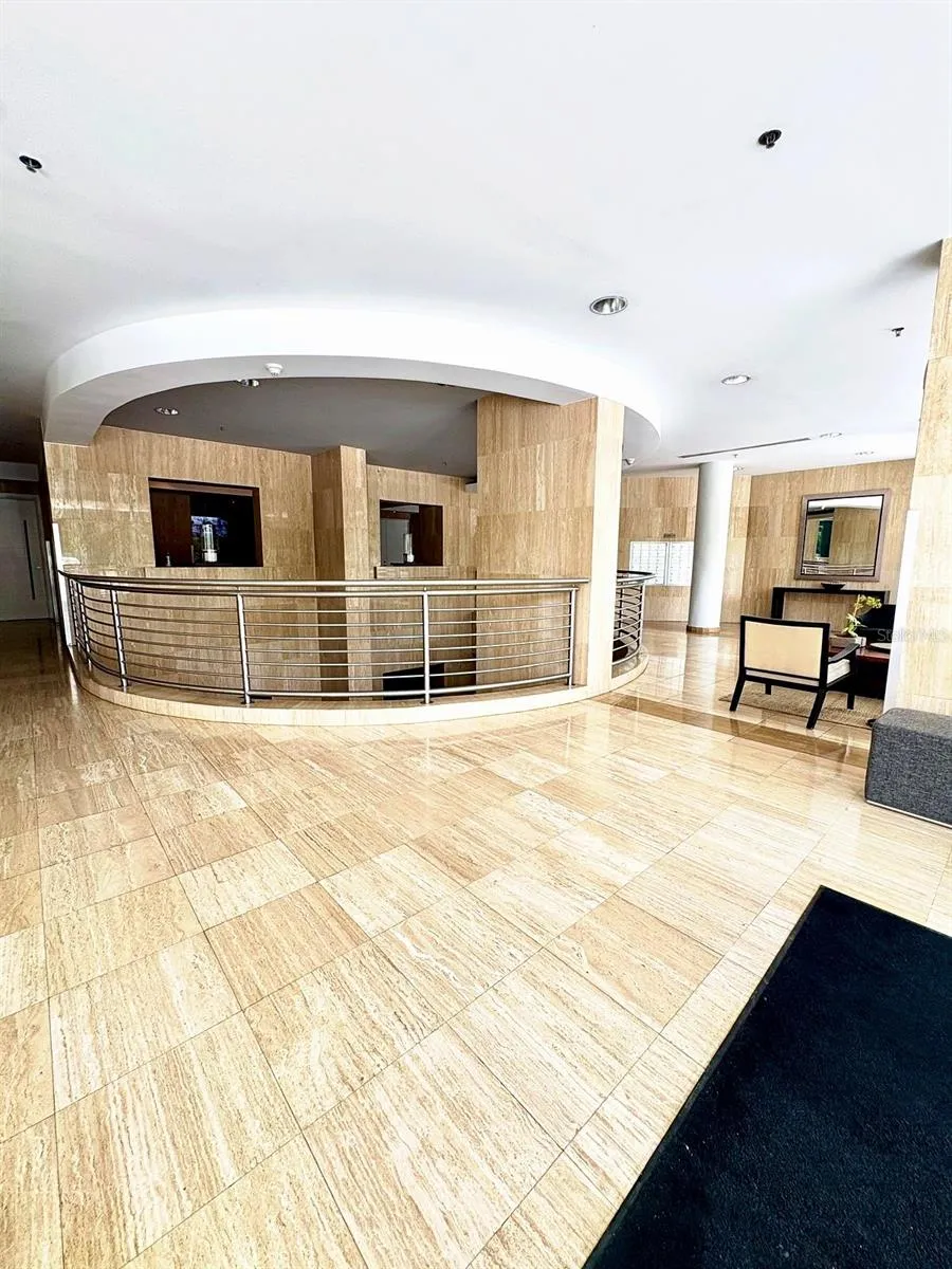 Carretera 833 PLAZA DEL PRADO #1304 Guaynabo, PR 00969