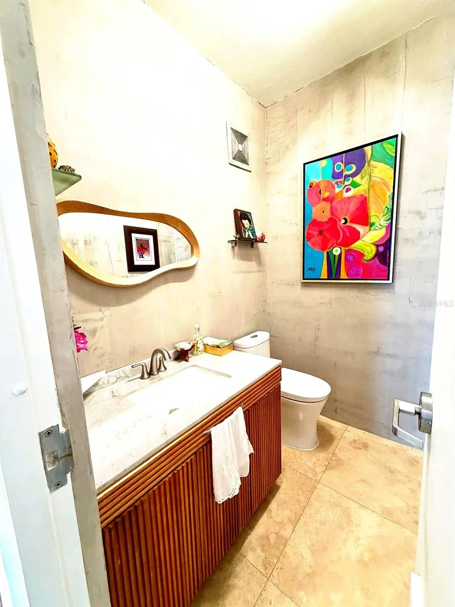 Carretera 833 PLAZA DEL PRADO #1304 Guaynabo, PR 00969