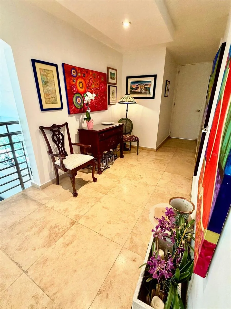Carretera 833 PLAZA DEL PRADO #1304 Guaynabo, PR 00969