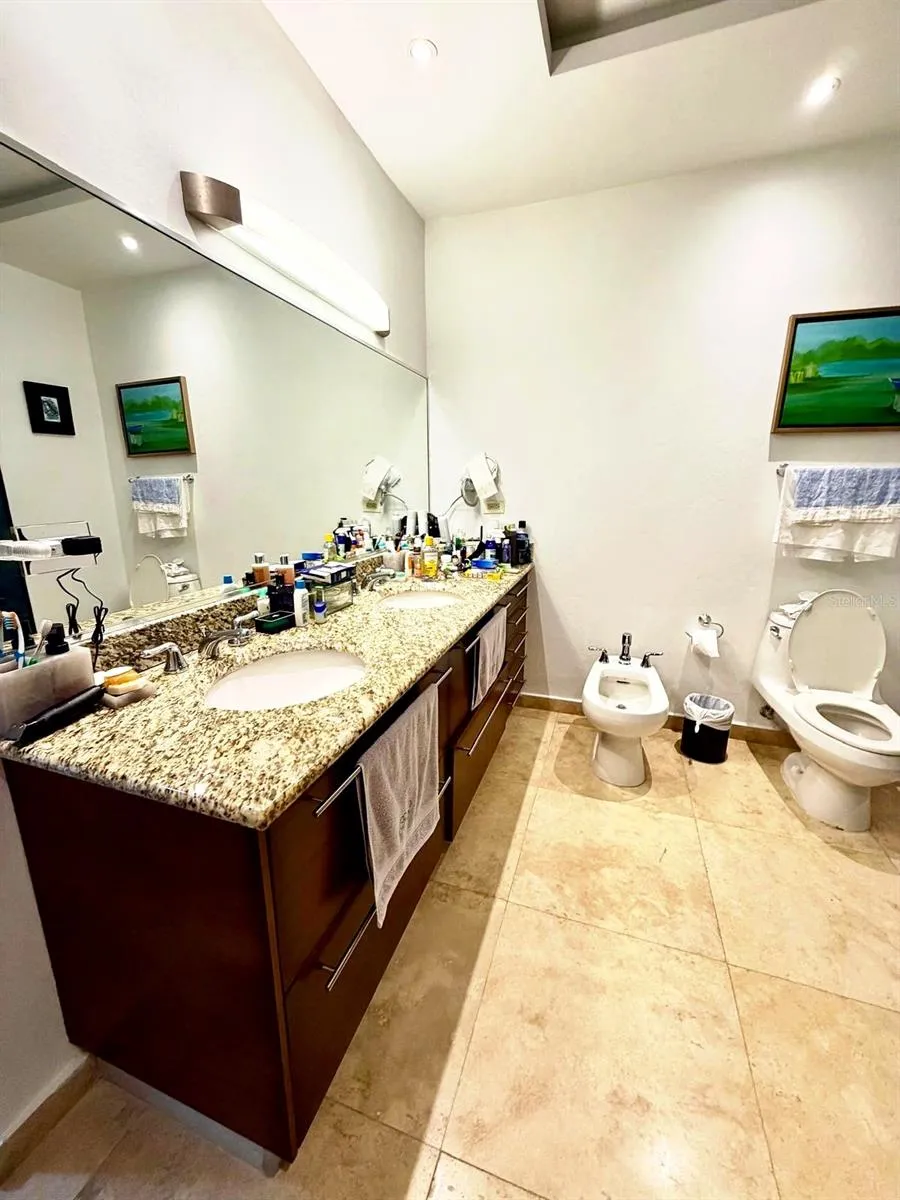 Carretera 833 PLAZA DEL PRADO #1304 Guaynabo, PR 00969