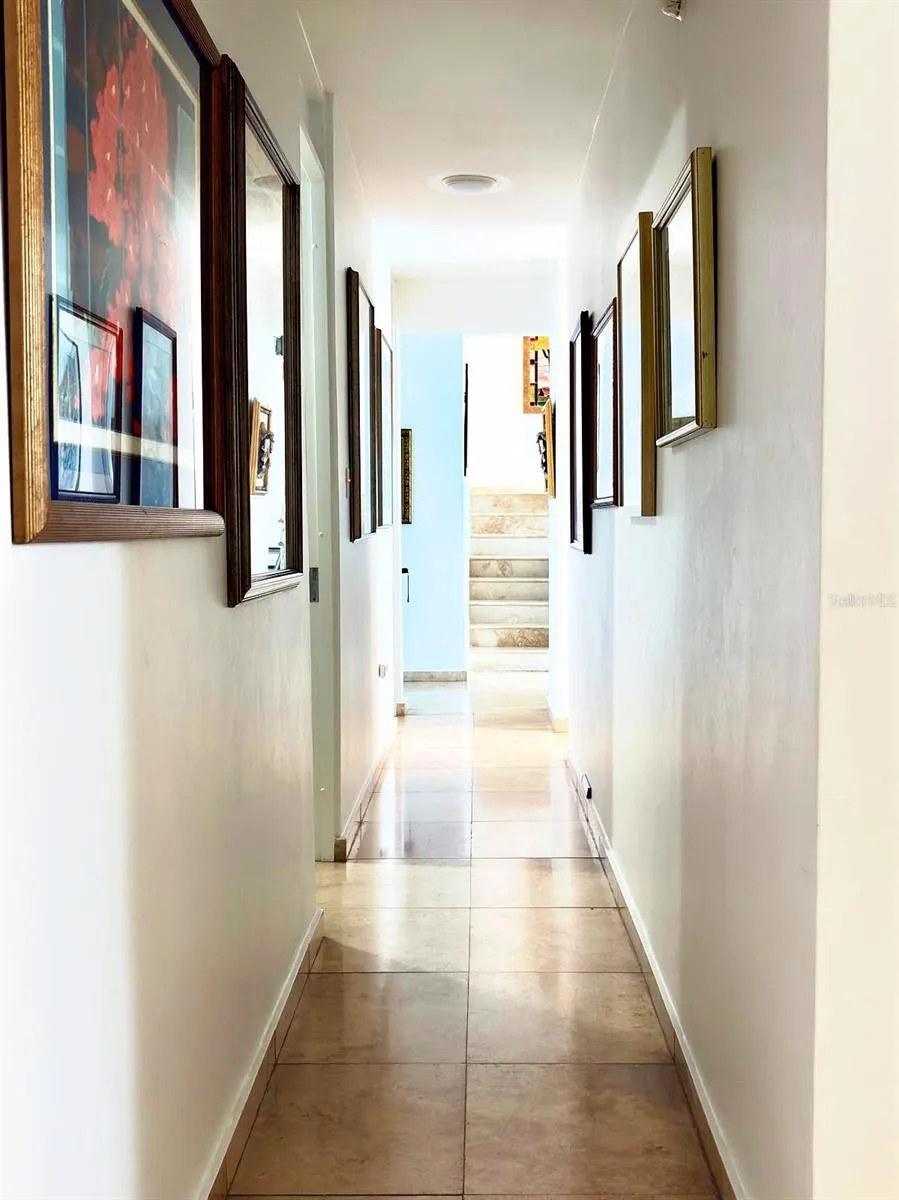 Carretera 833 PLAZA DEL PRADO #1304 Guaynabo, PR 00969