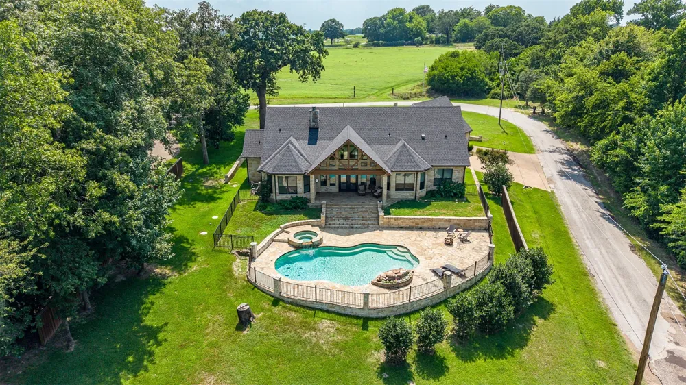 6414 Dorsey Drive Athens, TX 75752