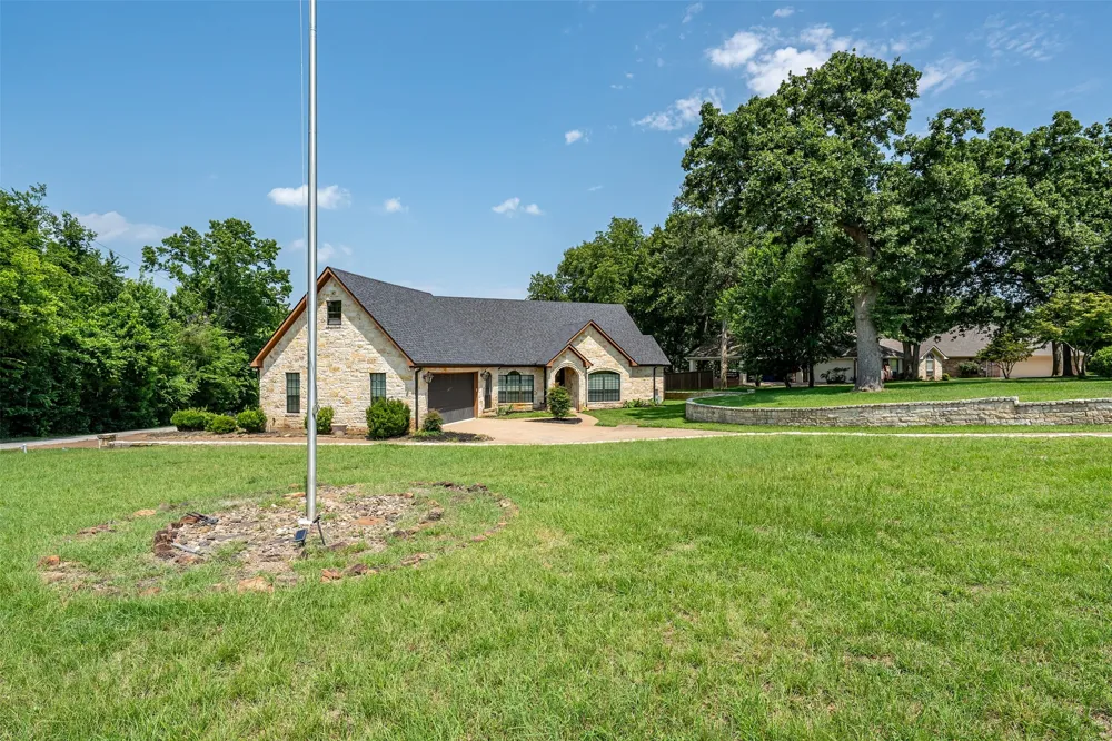 6414 Dorsey Drive Athens, TX 75752