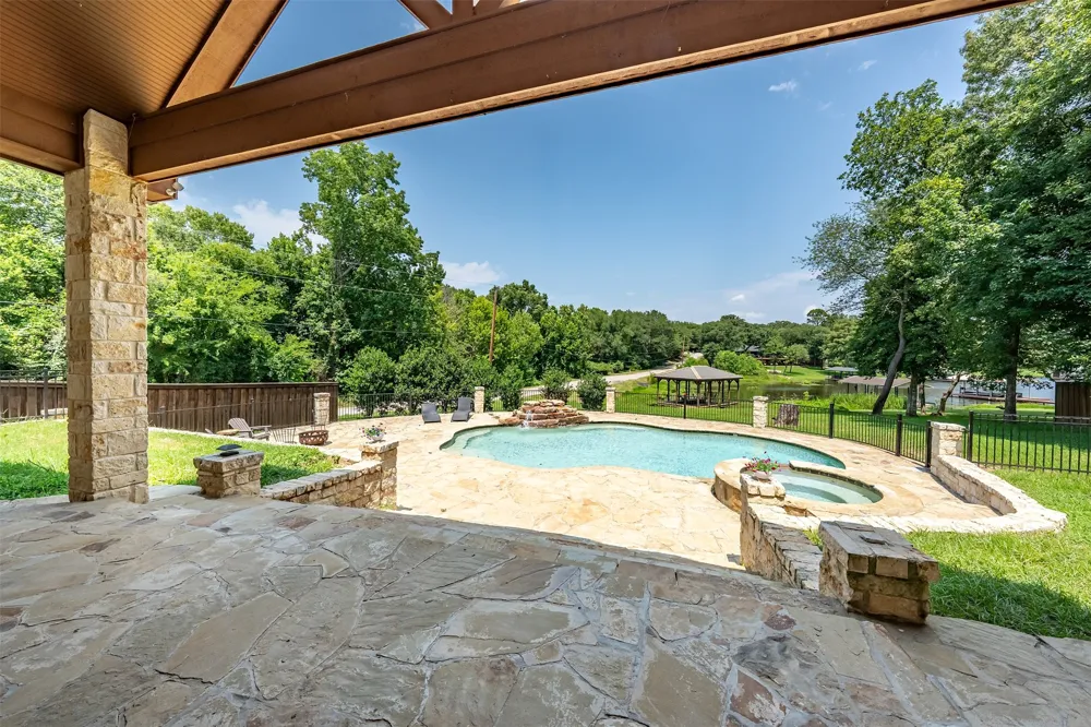 6414 Dorsey Drive Athens, TX 75752