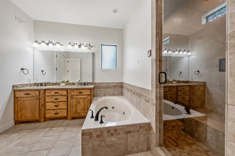 6414 Dorsey Drive Athens, TX 75752