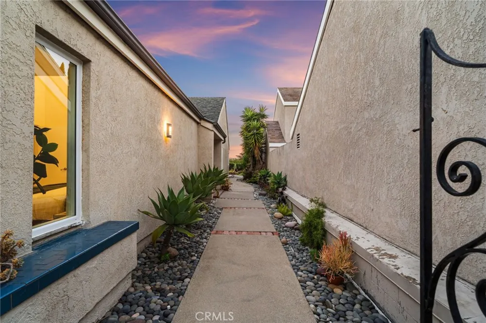 30042 Happy Sparrow Laguna Niguel, CA 92677