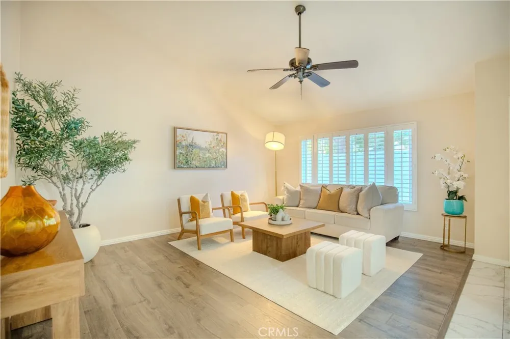 2528 Tustin #D Santa Ana, CA 92705
