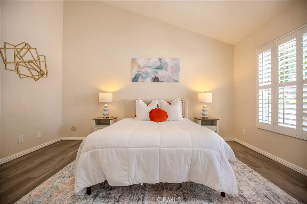 2528 Tustin #D Santa Ana, CA 92705